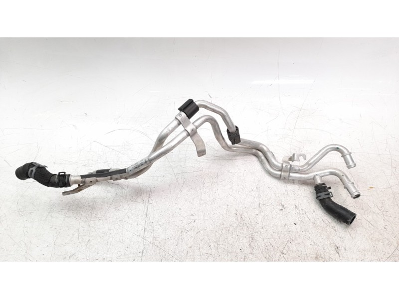 Recambio de tubo para audi q7 4mg referencia OEM IAM 4M0122480D  