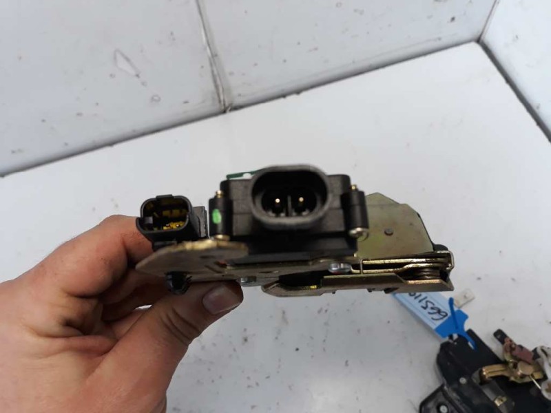Recambio de cerradura puerta trasera derecha para peugeot 807 st referencia OEM IAM   