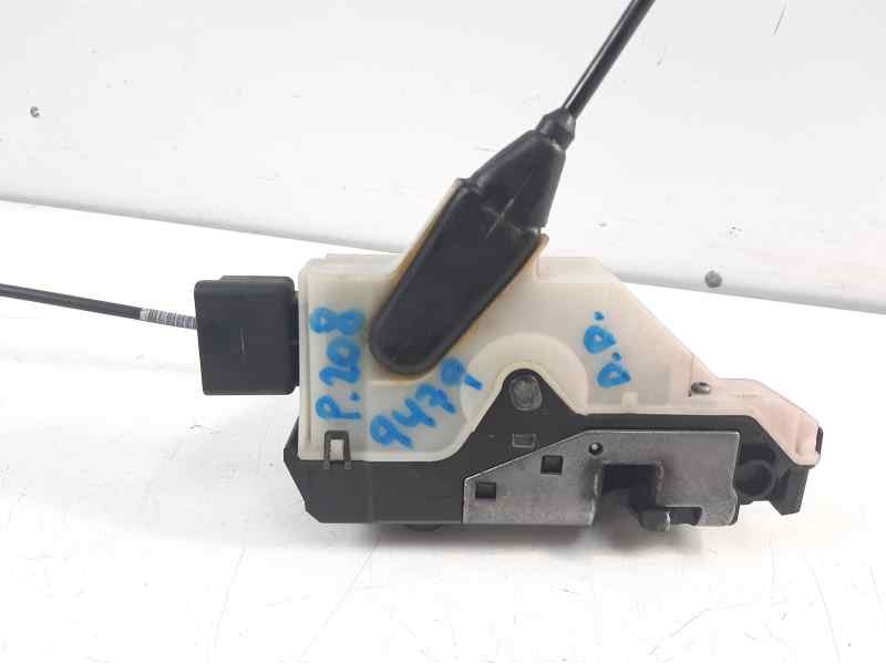 Recambio de cerradura puerta delantera derecha para peugeot 208 1.6 16v hdi fap referencia OEM IAM 968807995  