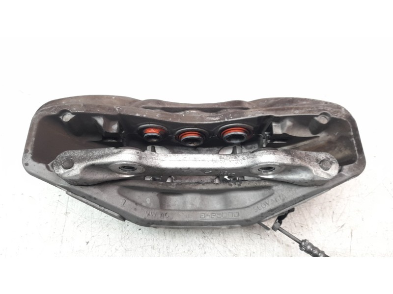 Recambio de pinza de freno delantera derecha para audi q7 4mg referencia OEM IAM 4M0615106JJ  