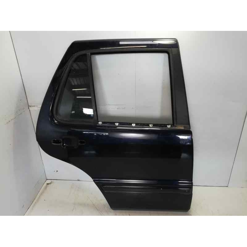 Recambio de puerta trasera derecha para mercedes-benz clase m (w163) 400 cdi (163.128) referencia OEM IAM 1637301605  