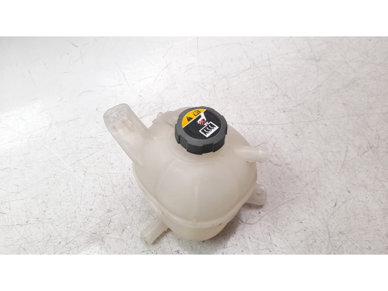 Recambio de deposito expansion para hyundai tucson referencia OEM IAM 25430P0000  