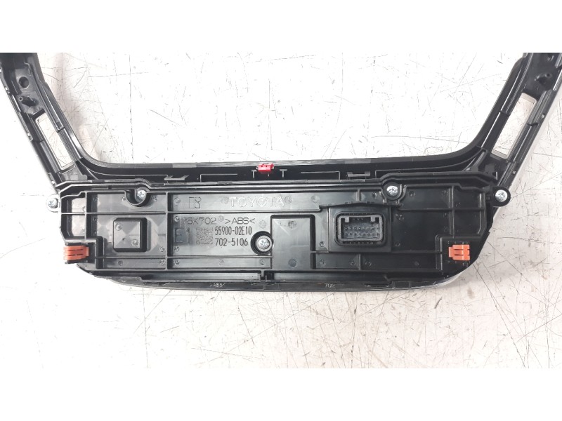 Recambio de mando climatizador para toyota corolla (e21) referencia OEM IAM 5590002D80  