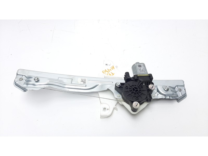 Recambio de elevalunas trasero derecho para hyundai kona referencia OEM IAM 83402J9000  