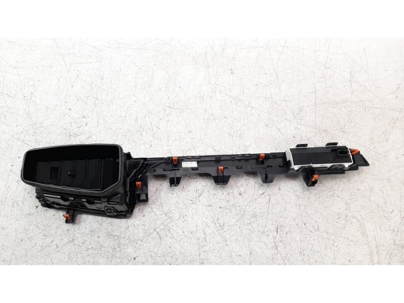 Recambio de aireador derecho para toyota corolla (e21) hybrid style referencia OEM IAM 5566202580  