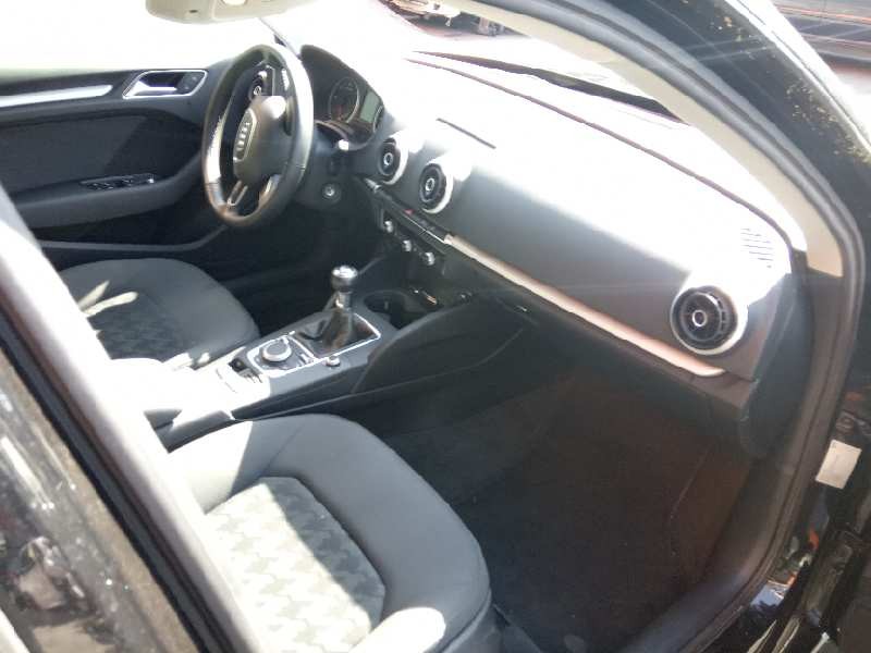 audi a3 sportback (8va) del año 2014