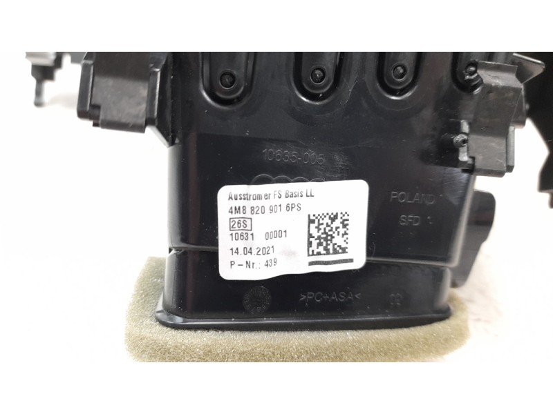 Recambio de aireador izquierdo para audi q7 4mg referencia OEM IAM 4M88209016PS  