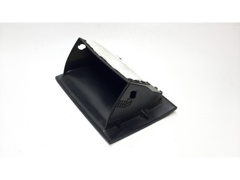 Recambio de guantera para kia sportage 1.7 crdi cat referencia OEM IAM 84510F1000WK  