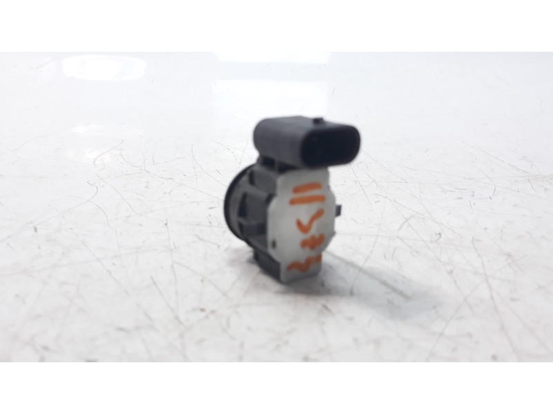 Recambio de sensor de aparcamiento para volvo v60 familiar 2.0 diesel cat referencia OEM IAM 32209487  