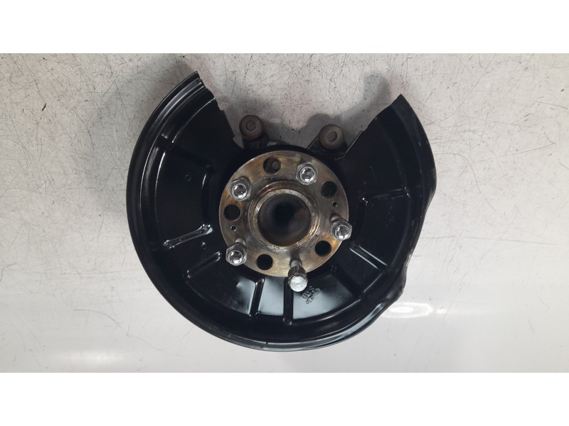 Recambio de mangueta trasera izquierda para hyundai tucson 1.6 crdi cat referencia OEM IAM 52710D7000  
