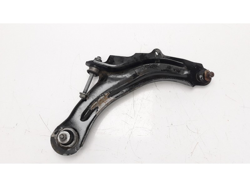 Recambio de brazo suspension inferior delantero derecho para renault captur 0.9 energy referencia OEM IAM 545045743R  