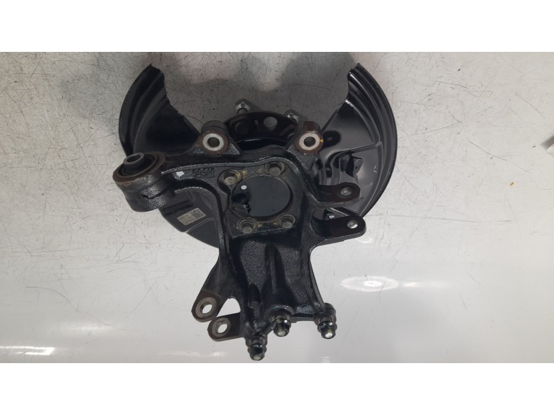 Recambio de mangueta trasera izquierda para hyundai tucson 1.6 crdi cat referencia OEM IAM 52710D7000  