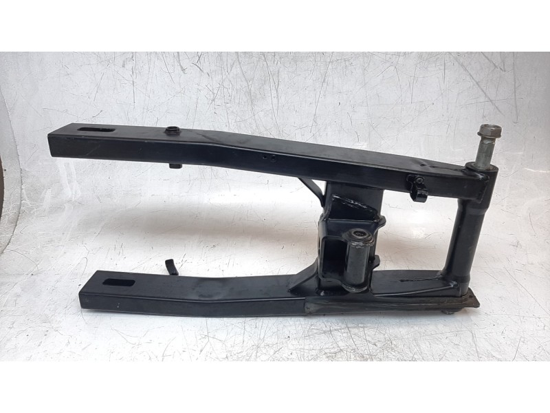 Recambio de puente trasero para honda nc 750 referencia OEM IAM 52200MGSD32  