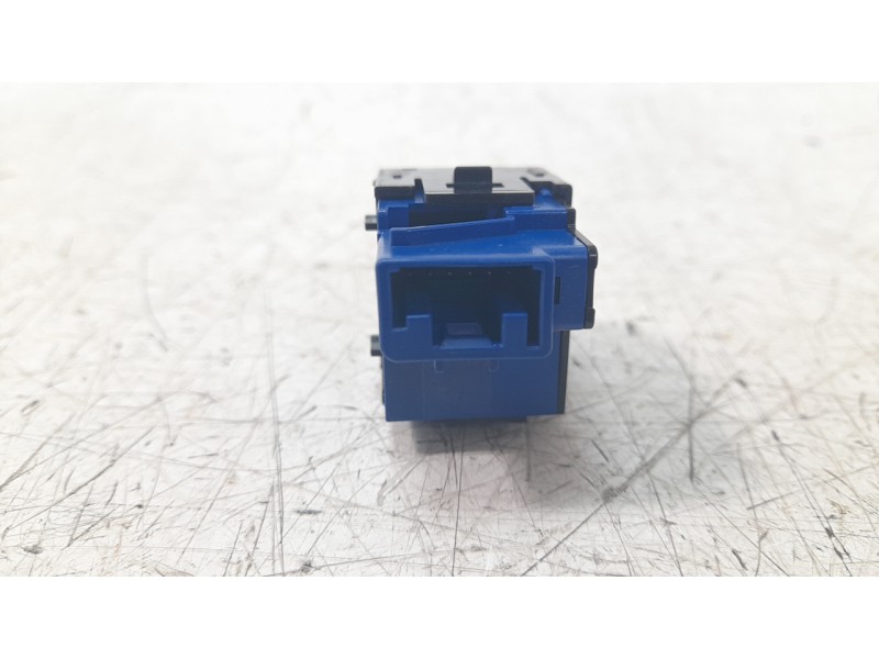Recambio de interruptor para toyota corolla (e21) hybrid style referencia OEM IAM 8415202160  