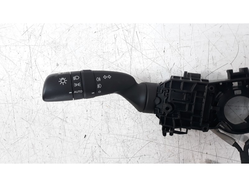 Recambio de mando multifuncion para toyota corolla (e21) referencia OEM IAM 02D7017J910 02A5017J916 