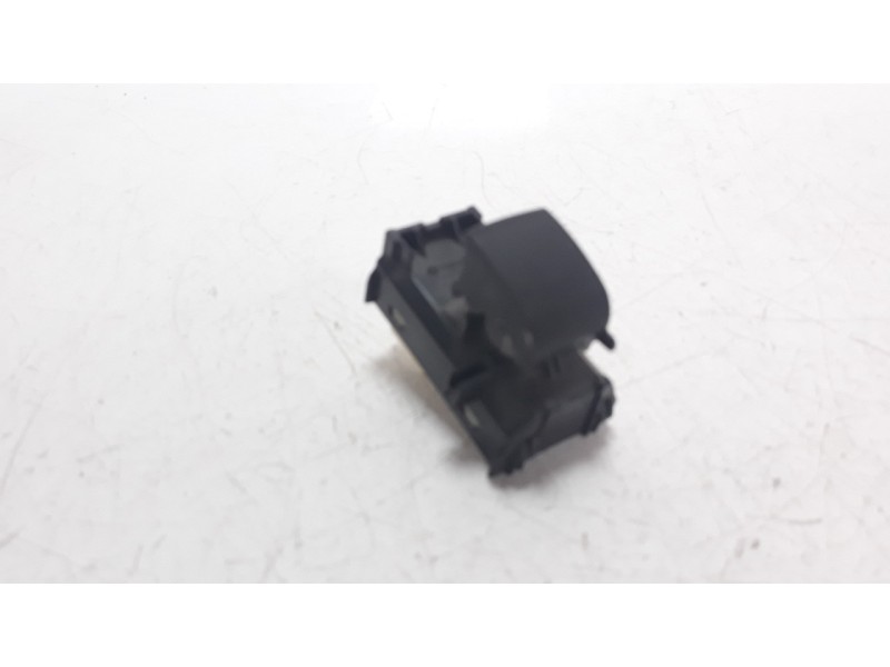 Recambio de mando elevalunas delantero derecho para toyota hilux (kun) referencia OEM IAM 848100K080  