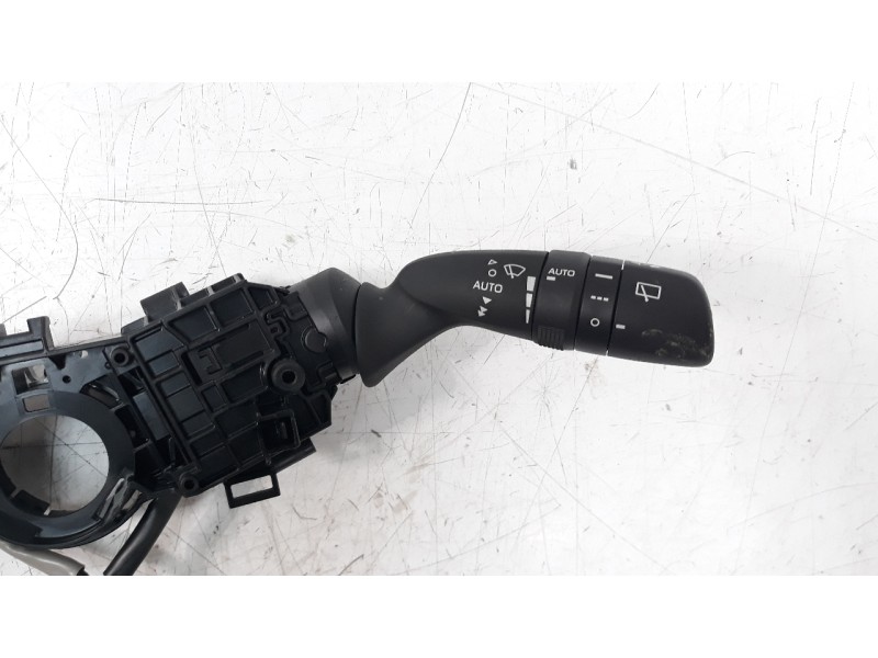 Recambio de mando multifuncion para toyota corolla (e21) referencia OEM IAM 02D7017J910 02A5017J916 