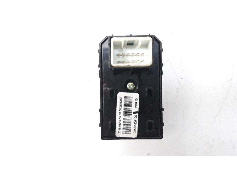 Recambio de mando elevalunas trasero derecho para kia sportage 1.7 crdi cat referencia OEM IAM 93590D9100  