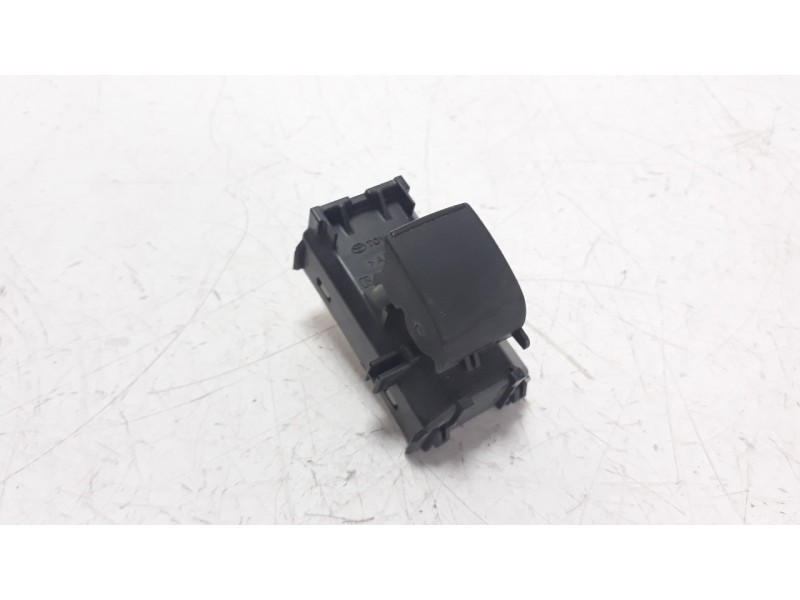 Recambio de mando elevalunas trasero izquierdo para toyota hilux (kun) referencia OEM IAM 848100K080  