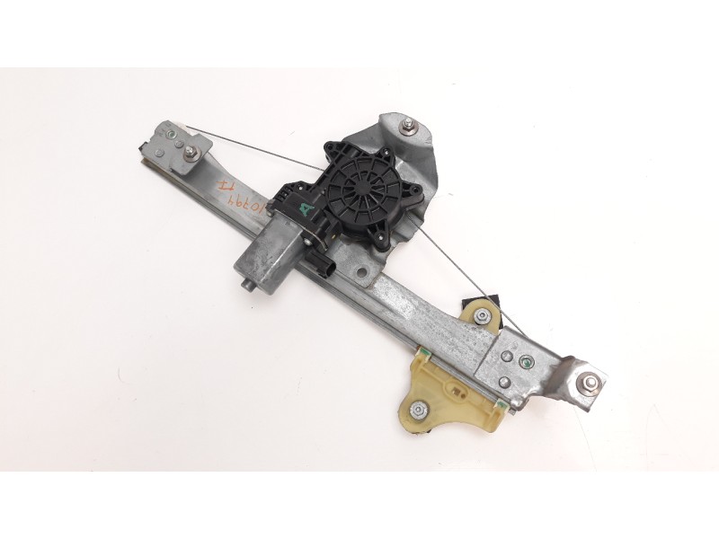 Recambio de elevalunas trasero izquierdo para renault captur 0.9 energy referencia OEM IAM 827012973R 106199719 