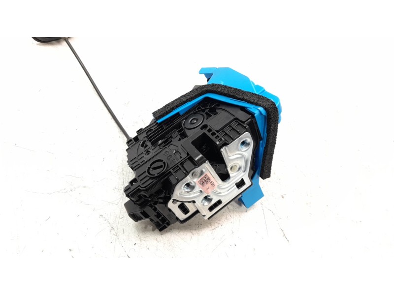 Recambio de cerradura puerta trasera derecha para kia niro (sg2) hybrid concept referencia OEM IAM 81420AT000  