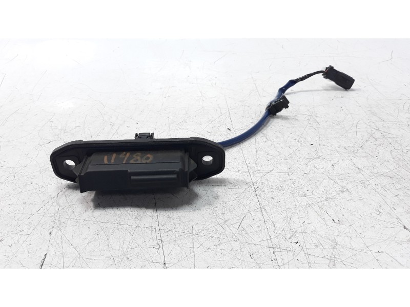 Recambio de maneta exterior porton para toyota corolla (e21) referencia OEM IAM 8480412050  