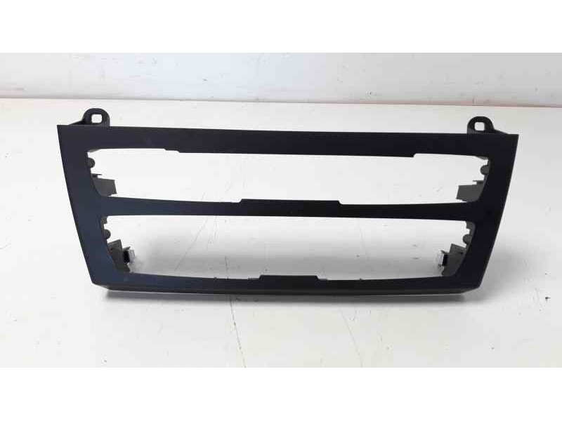 Recambio de moldura para bmw serie 1 lim. (f21) 118d referencia OEM IAM 17313810  