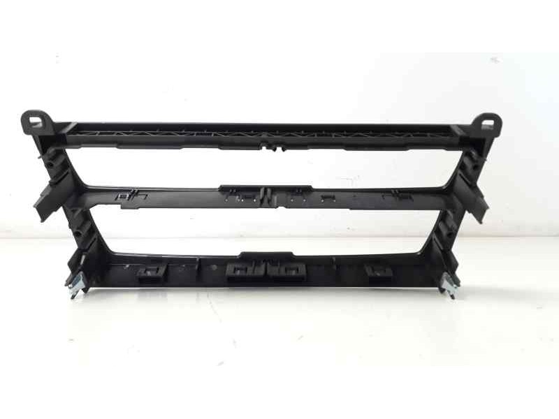 Recambio de moldura para bmw serie 1 lim. (f21) 118d referencia OEM IAM 17313810  