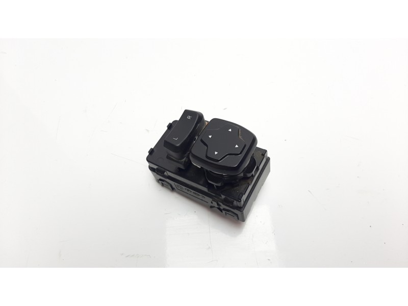Recambio de mando retrovisor para hyundai kona referencia OEM IAM 93530J9000  