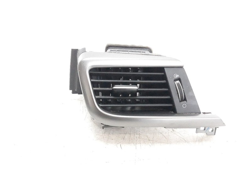 Recambio de rejilla aireadora para kia optima 1.7 crdi cat referencia OEM IAM 84790D4000  