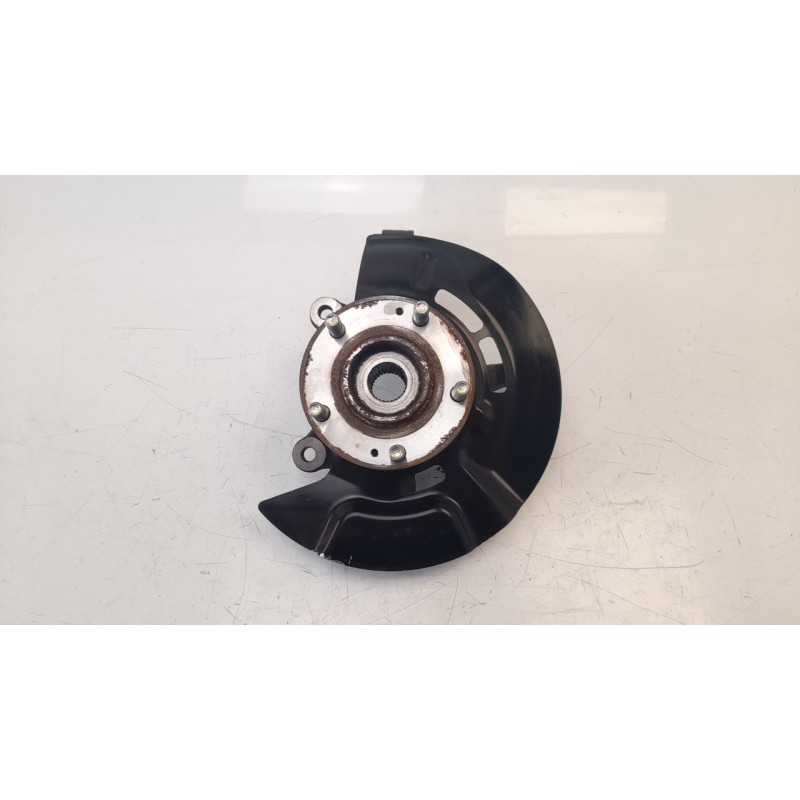 Recambio de mangueta delantera izquierda para kia sportage 1.7 crdi cat referencia OEM IAM   