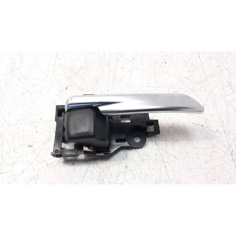Recambio de maneta interior delantera derecha para toyota corolla (e21) referencia OEM IAM 6927302200  