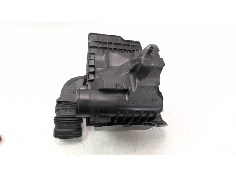 Recambio de filtro aire para renault megane iv berlina 5p 1.2 tce energy referencia OEM IAM 165006427R  
