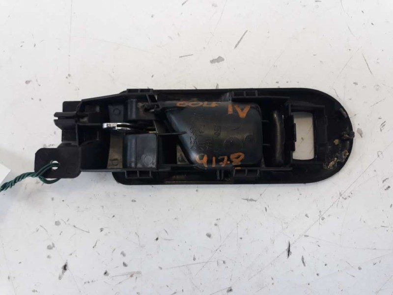 Recambio de maneta interior delantera derecha para volkswagen golf iv berlina (1j1) highline referencia OEM IAM 3B1837114  