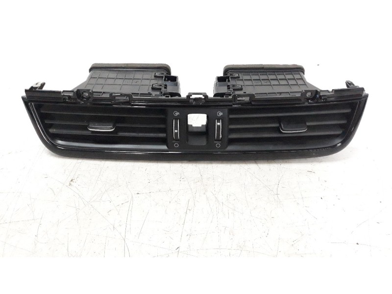 Recambio de rejilla aireadora para kia optima 1.7 crdi cat referencia OEM IAM 84760D4000  