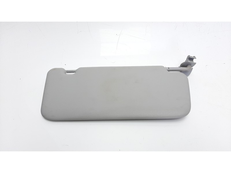 Recambio de parasol izquierdo para hyundai kona referencia OEM IAM 928913S000TTX  