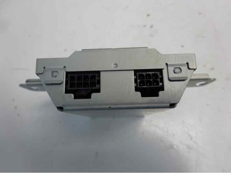 Recambio de modulo electronico para kia cee´d emotion referencia OEM IAM 961201H700  