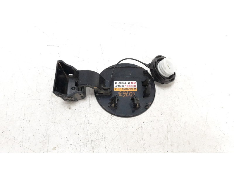 Recambio de tapa exterior combustible para kia optima 1.7 crdi cat referencia OEM IAM 69510D4000  