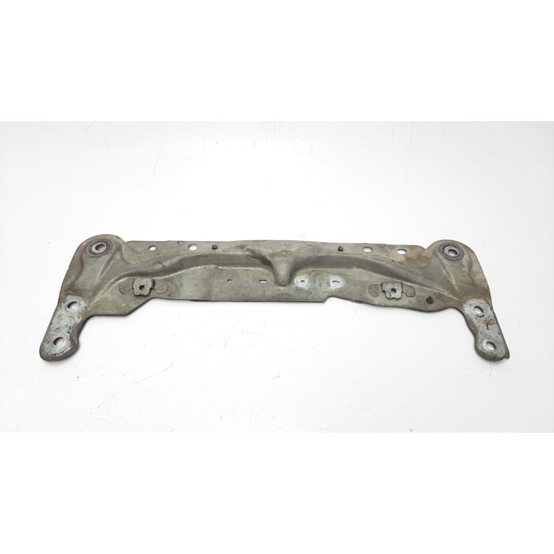 Recambio de travesaño inferior para mercedes-benz citan (w415) combi 109 cdi extralang (a3) (415.705) referencia OEM IAM A415333