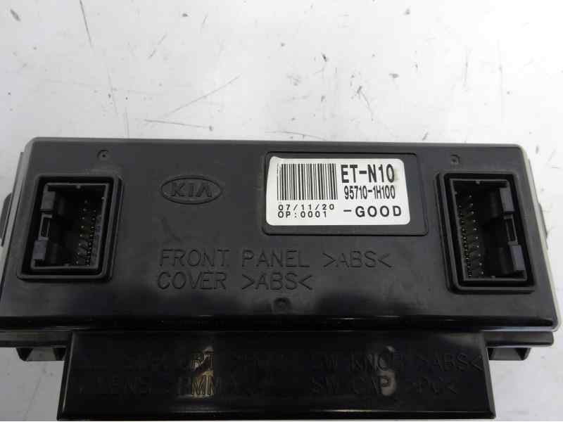 Recambio de pantalla multifuncion para kia cee´d emotion referencia OEM IAM 957101H100  