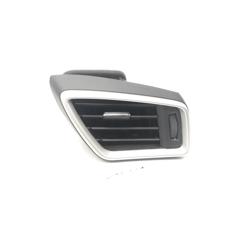 Recambio de rejilla aireadora para nissan x-trail (t32) 1.6 dci turbodiesel cat referencia OEM IAM 687604B0A  