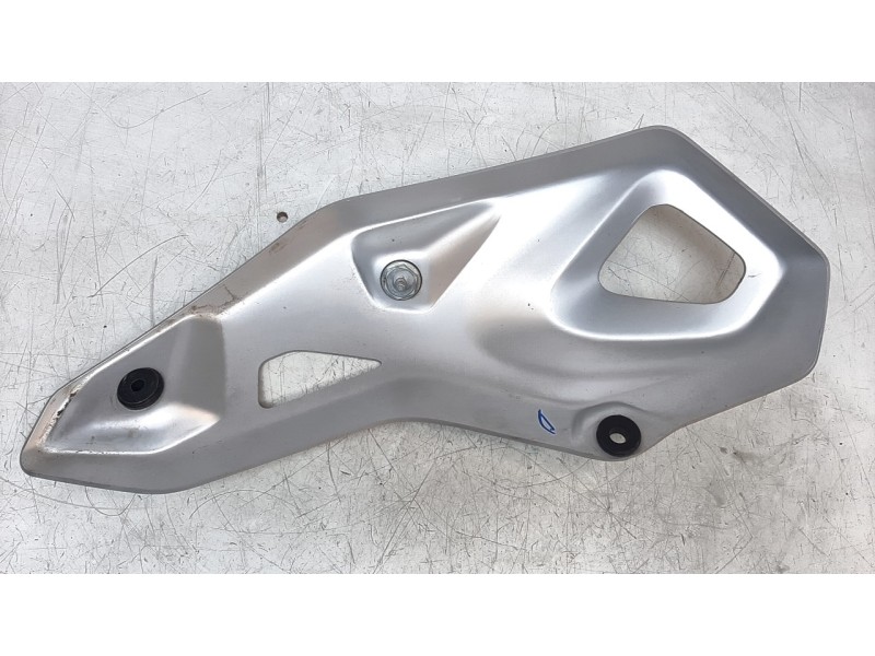Recambio de moldura para yamaha tenere 700 referencia OEM IAM BAGF195B0000  