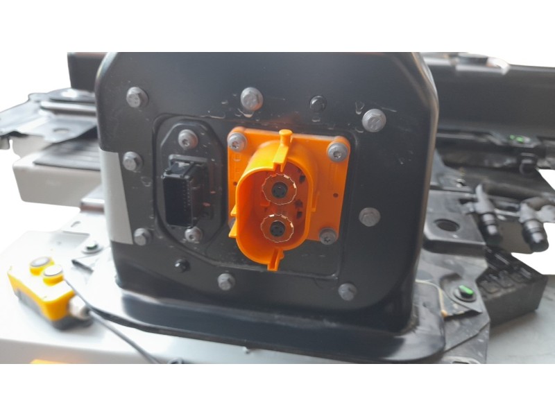 Recambio de bateria para citroen c4 berlina e-feel pack referencia OEM IAM 9847028980  