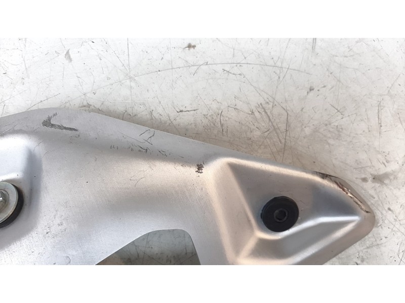 Recambio de moldura para yamaha tenere 700 referencia OEM IAM BAGF195B0000  