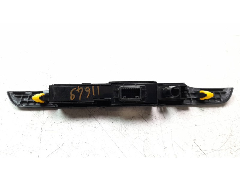 Recambio de warning para hyundai tucson 1.6 crdi cat referencia OEM IAM 93700D7100  