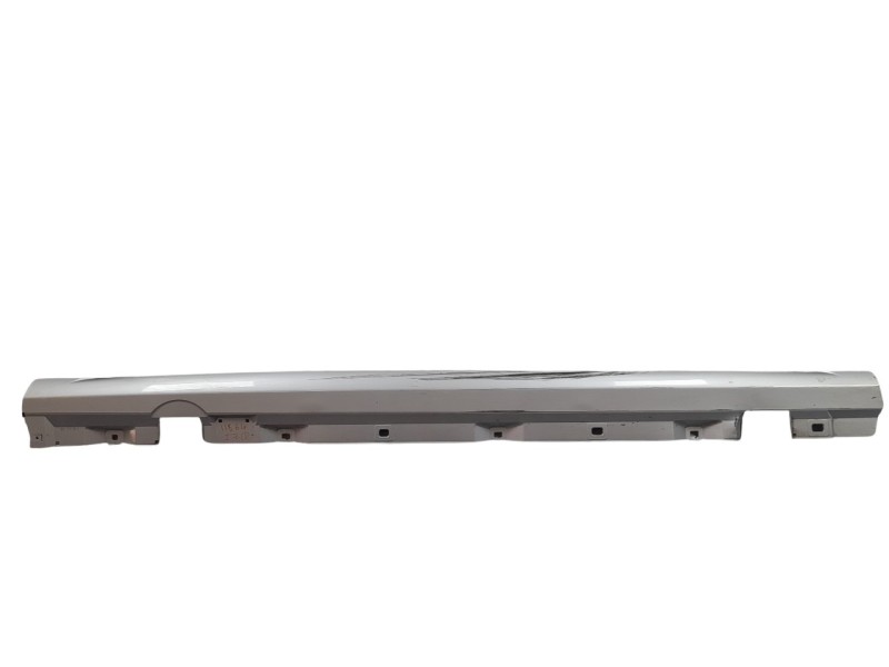 Recambio de estribos laterales para mercedes-benz b-klasse (bm 247) (2.2019) b 200 d (247.012) referencia OEM IAM A1776904601  