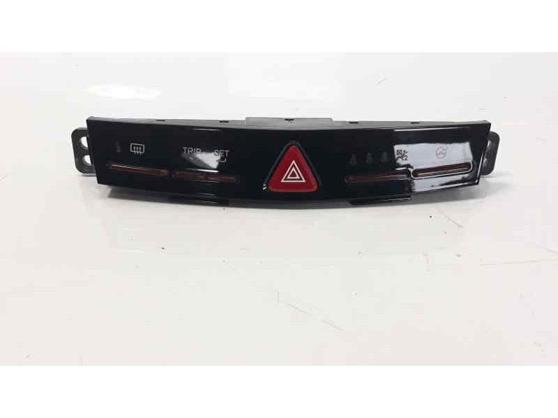 Recambio de warning para ssangyong xlv 1.6 cat referencia OEM IAM 8520035002  