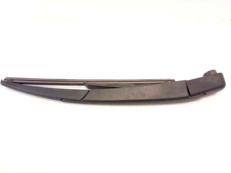 Recambio de brazo limpia trasero para dacia sandero 0.9 tce cat referencia OEM IAM   