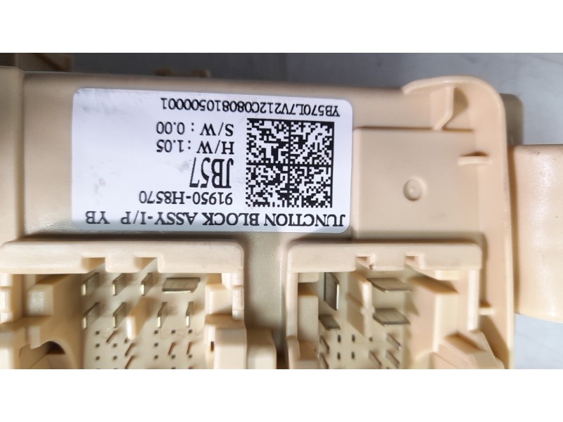 Recambio de caja reles / fusibles para kia stonic (ybcuv) 1.6 crdi cat referencia OEM IAM 91950H8570  