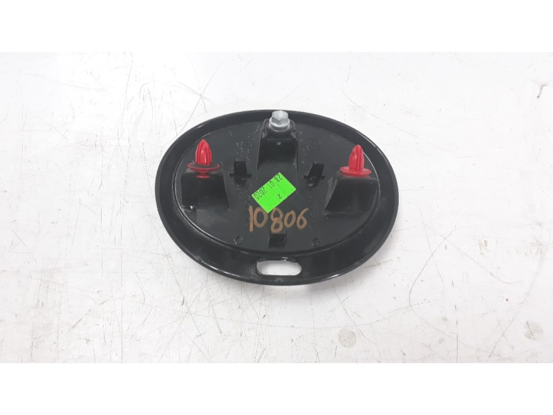 Recambio de moldura para toyota corolla (e21) referencia OEM IAM 6793002060  